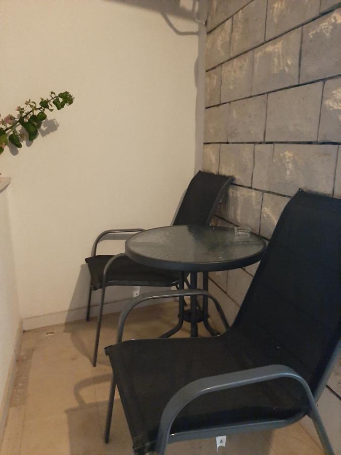 Rooms N&M Baška Voda Extérieur photo