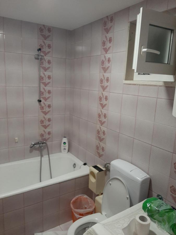 Rooms N&M Baška Voda Extérieur photo